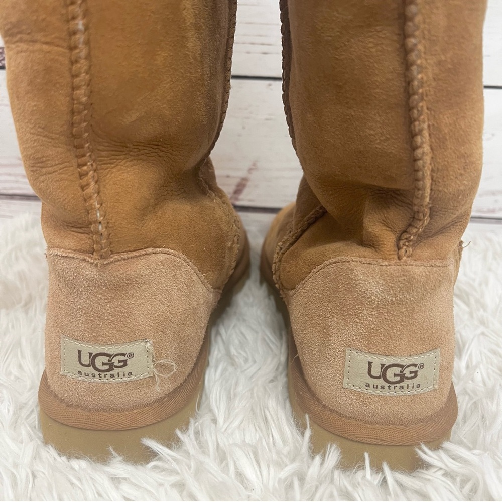 UGG Classic Tall Chestnut Shearling Boots Size 9 - Picture 16 of 16